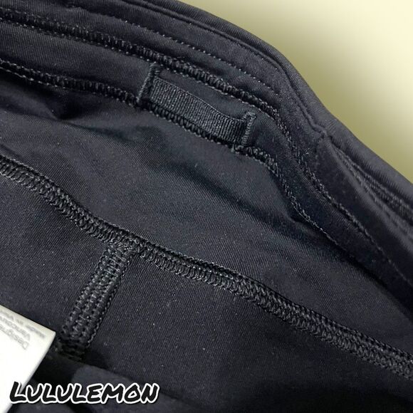 Preowned Lululemon Pace Rival Mid-Rise Skirt Highlight Yellow Multi / Bla size 2 - Picture 15 of 15